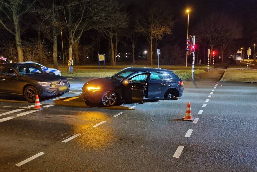 Ongeval tussen twee voertuigen op kruising