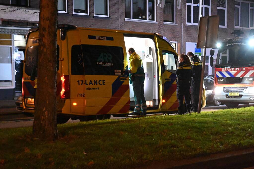 Bewoner naar het ziekenhuis na brand