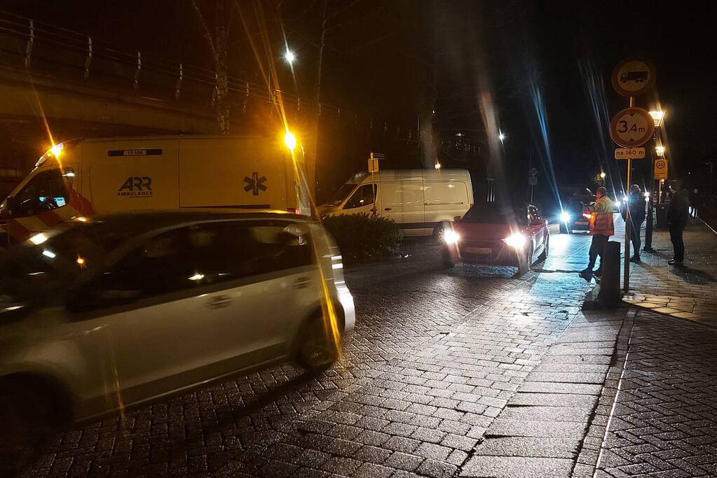 Scooterrijder gaat onderuit en raakt gewond