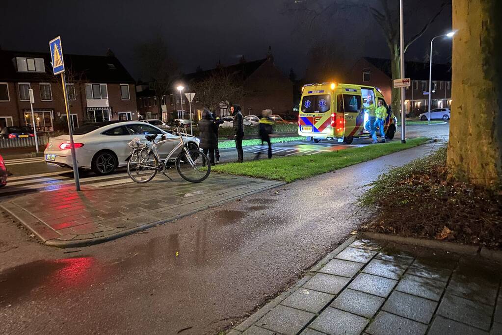 Fietser gewond door ongeval met personenauto