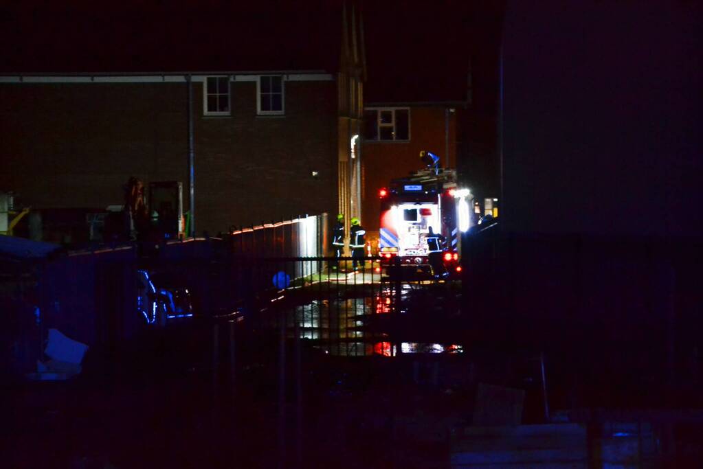 Weg afgesloten vanwege grote brand