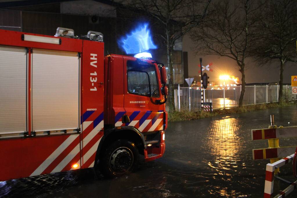 Straten onder water door springtij