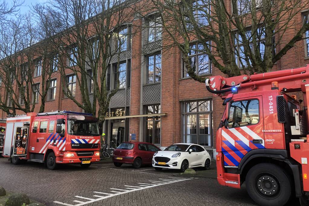 Appartementencomplex vol rook door hevige brand