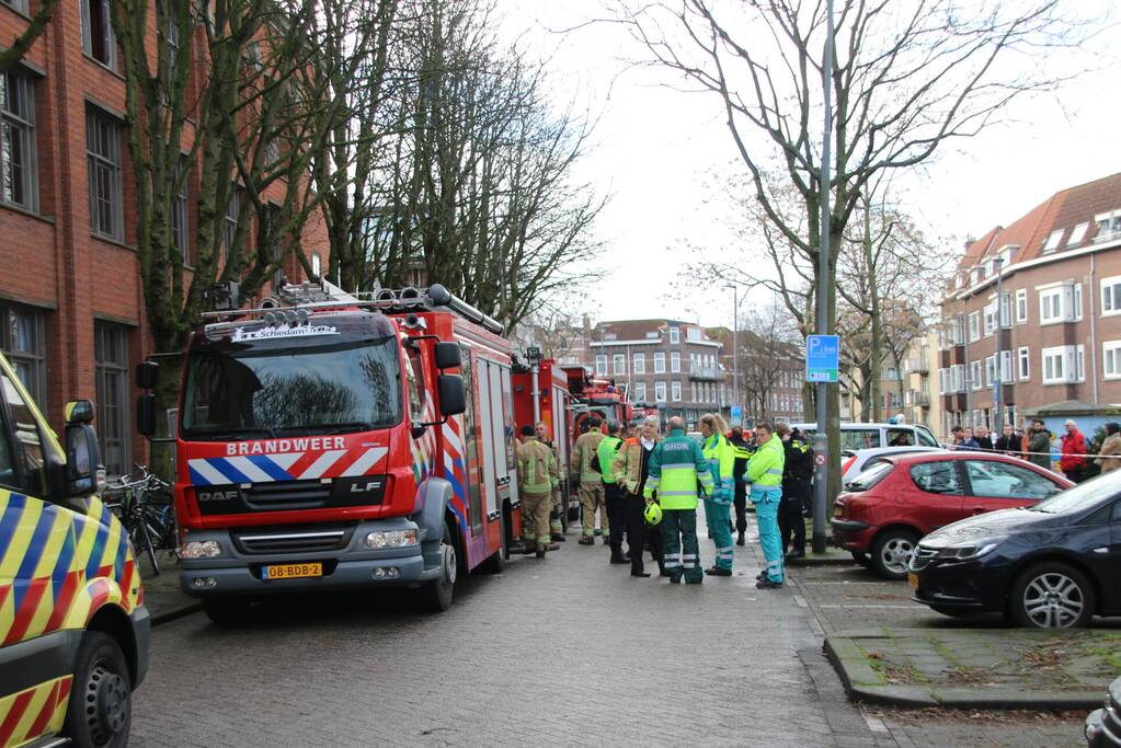 Appartementencomplex vol rook door hevige brand