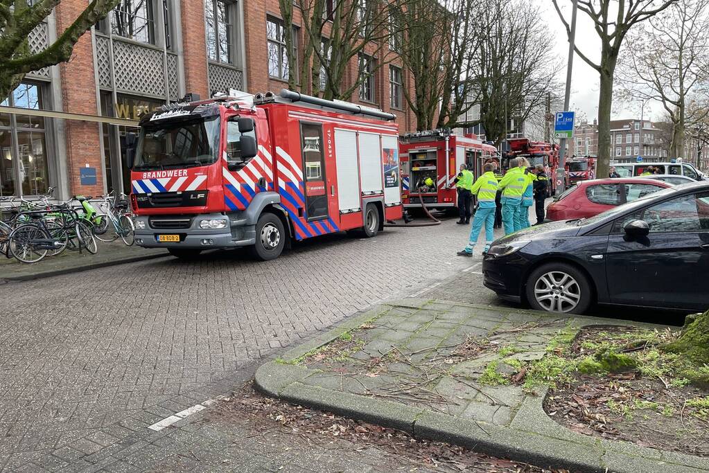 Appartementencomplex vol rook door hevige brand