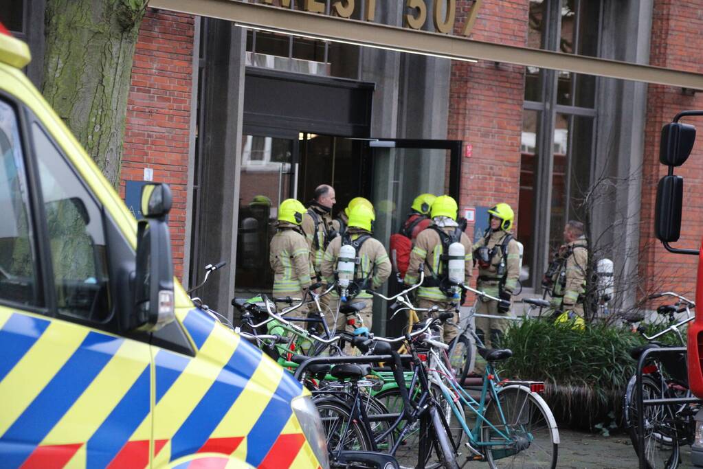 Appartementencomplex vol rook door hevige brand