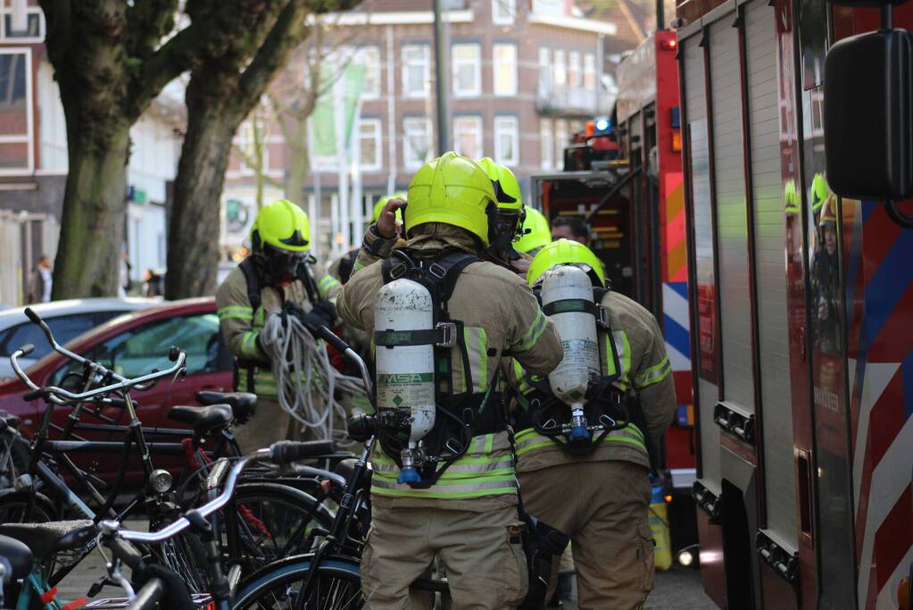 Appartementencomplex vol rook door hevige brand