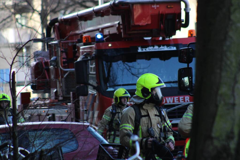 Appartementencomplex vol rook door hevige brand