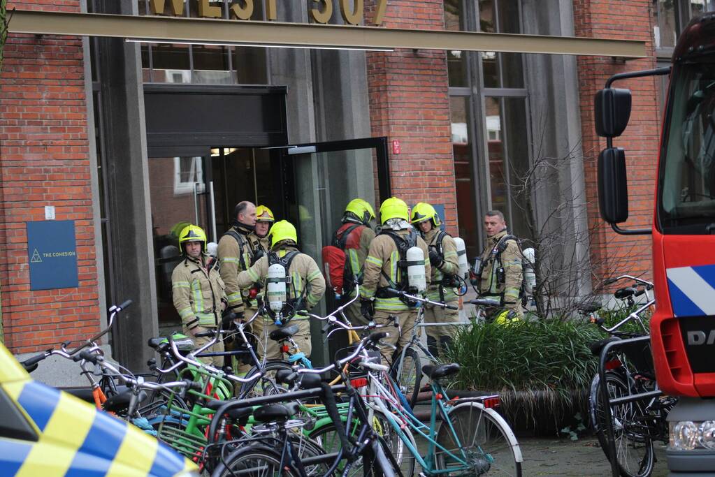 Appartementencomplex vol rook door hevige brand