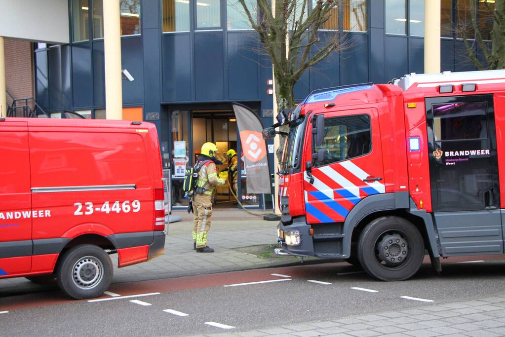 Bibliotheek ontruimd door brand