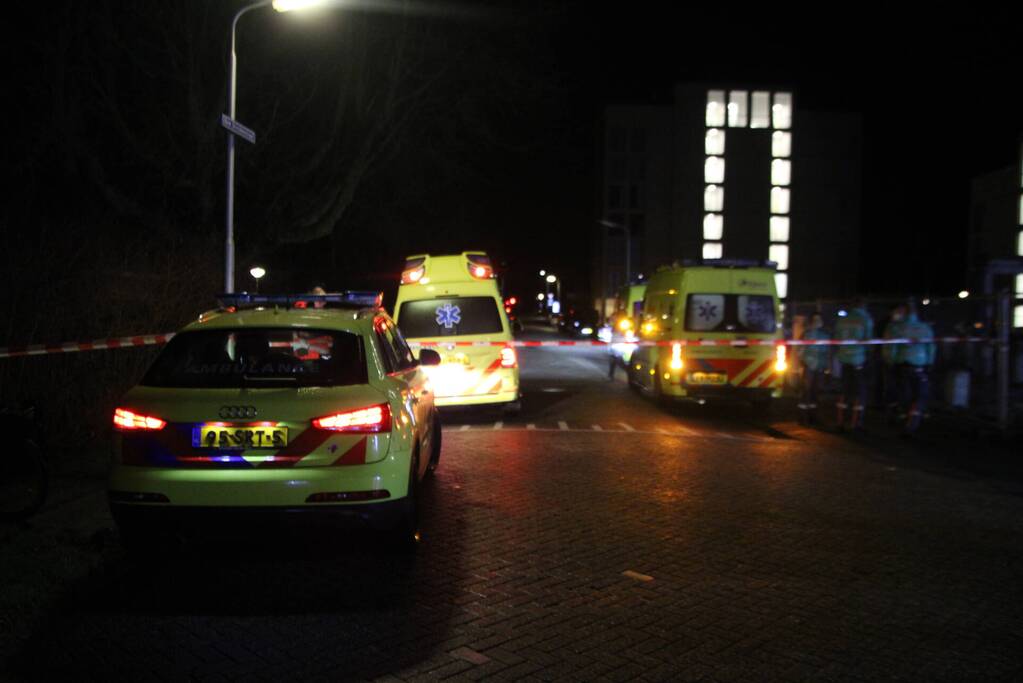 Grote brand in kelder van flatgebouw