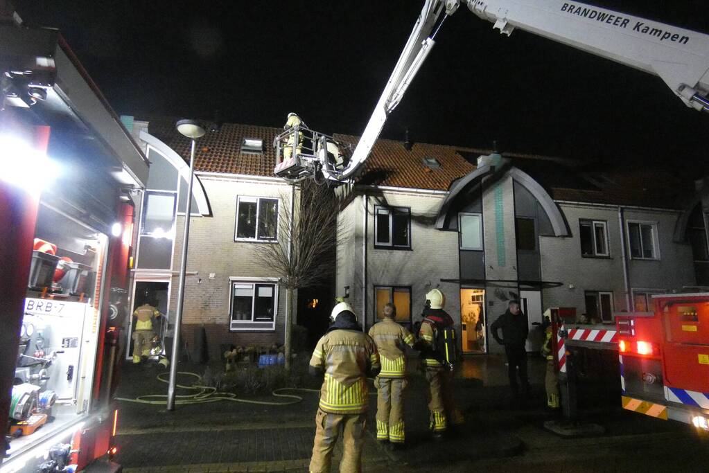 Lastige brand in spouwmuur