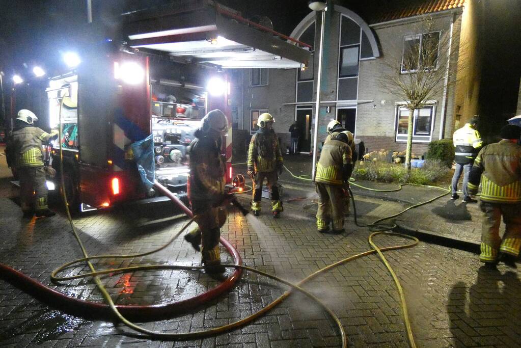 Lastige brand in spouwmuur