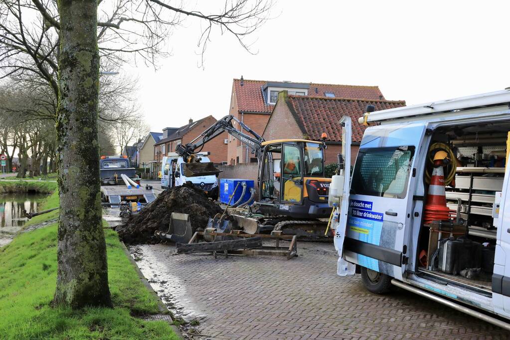 Ruim honderd huishoudens zonder water