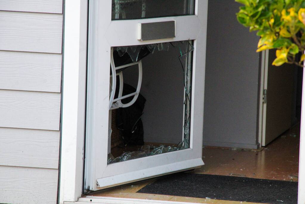 Politie onderzoekt inbraak in woning