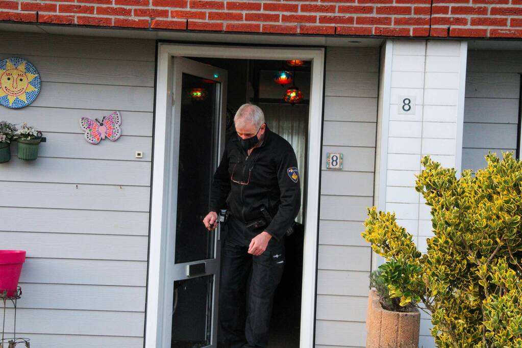 Politie onderzoekt inbraak in woning