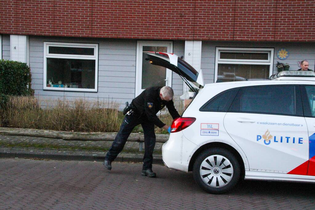 Politie onderzoekt inbraak in woning