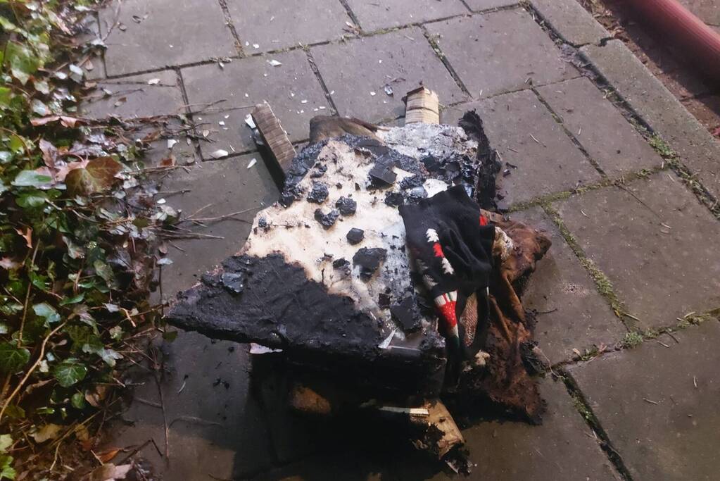 Brand op zolder van woning