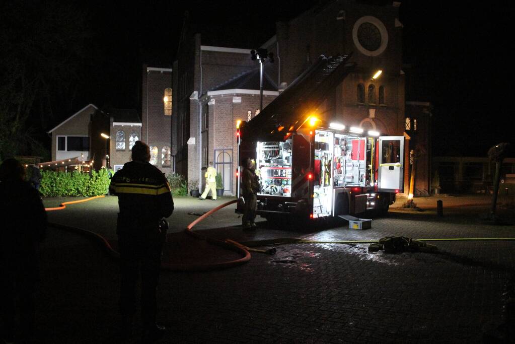 Brandweer ingezet voor brand in kerk