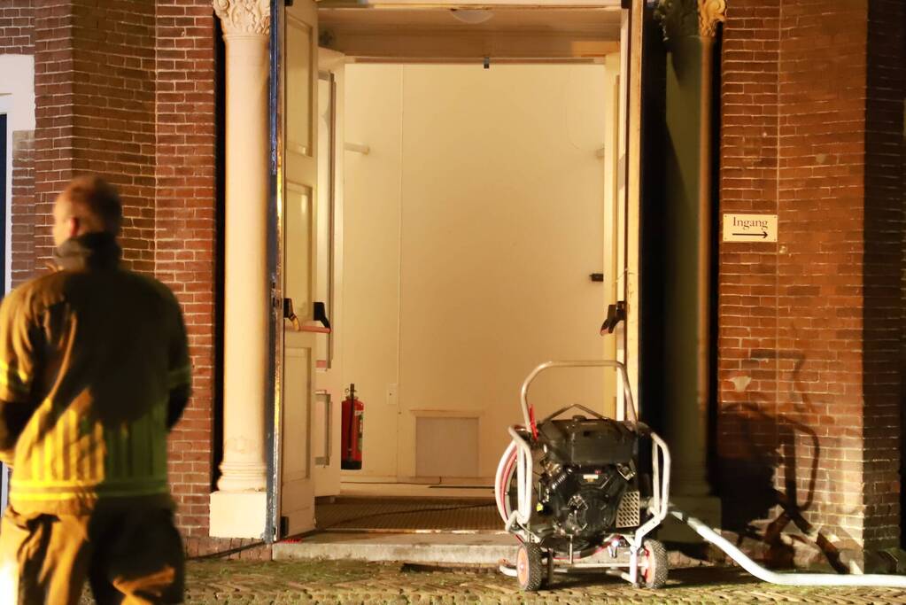 Brandweer ingezet voor brand in kerk