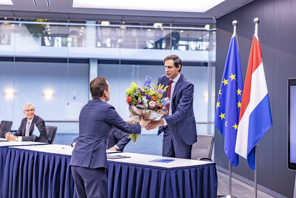 Ceremoniële overdracht ministerie van Financiën