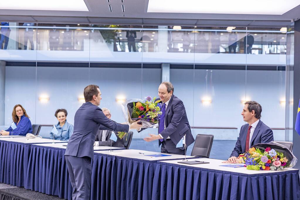 Ceremoniële overdracht ministerie van Financiën