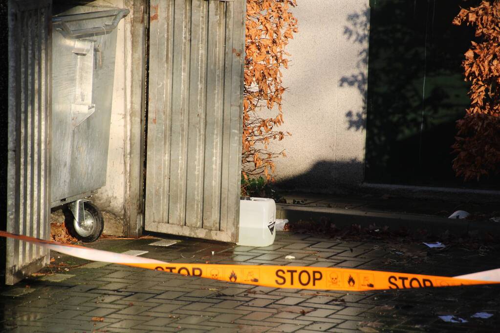Jerrycan met onbekende vloeistof aangetroffen