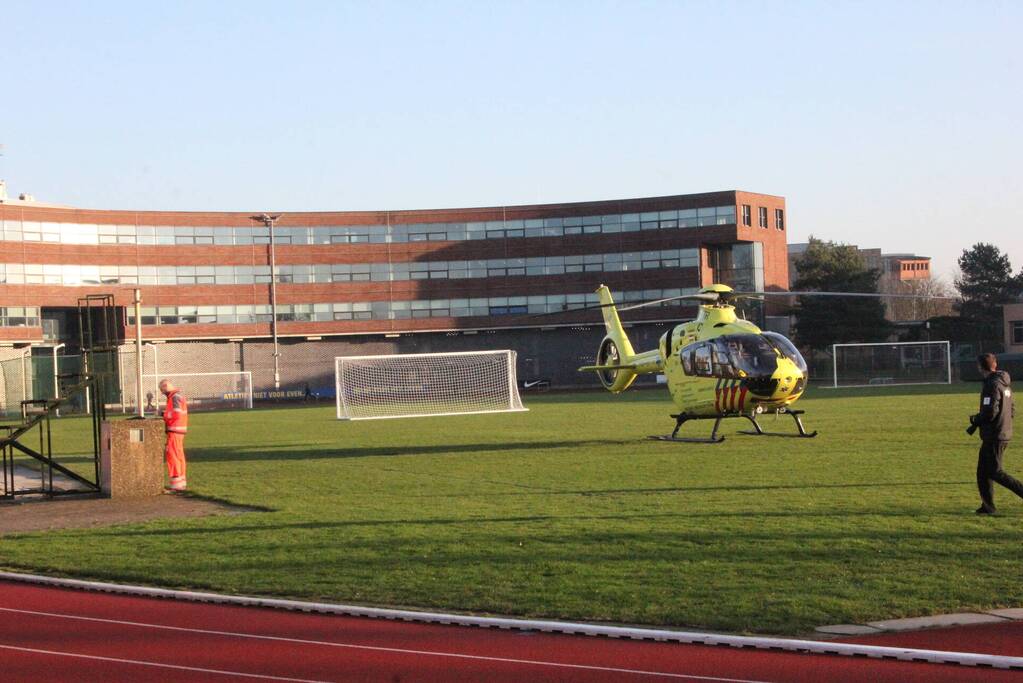 Traumahelikopter trekt veel bekijks