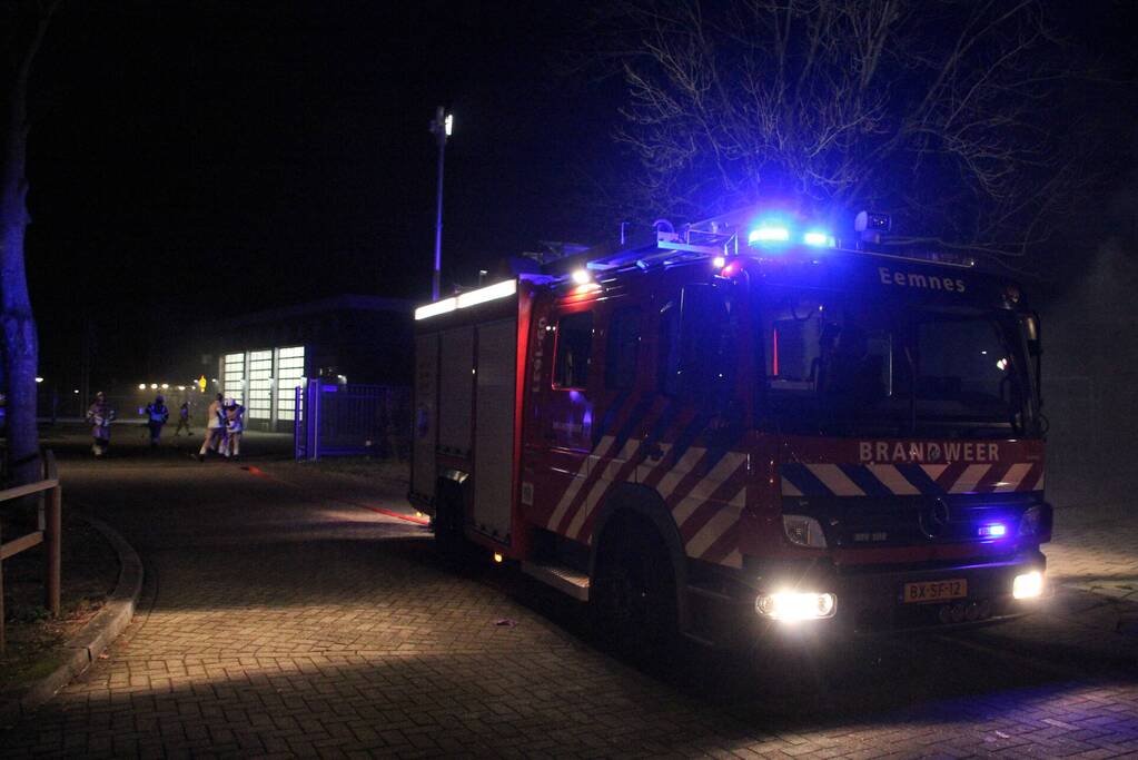 Veel rook en vuur bij jongerencentrum