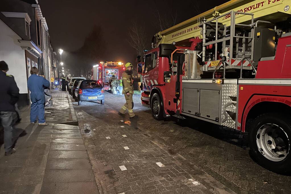 Brand in schoorsteen van woning snel geblust