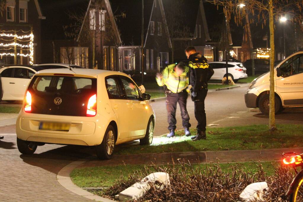 Voetganger gewond door botsing met personenauto