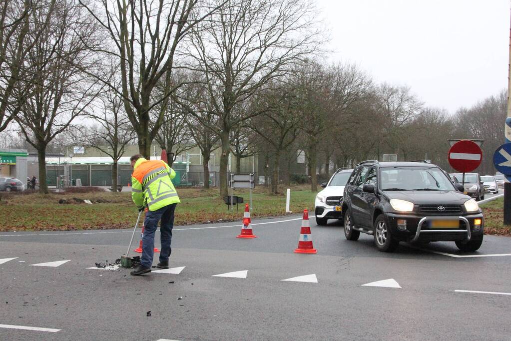 Range Rover flink beschadigd bij aanrijding