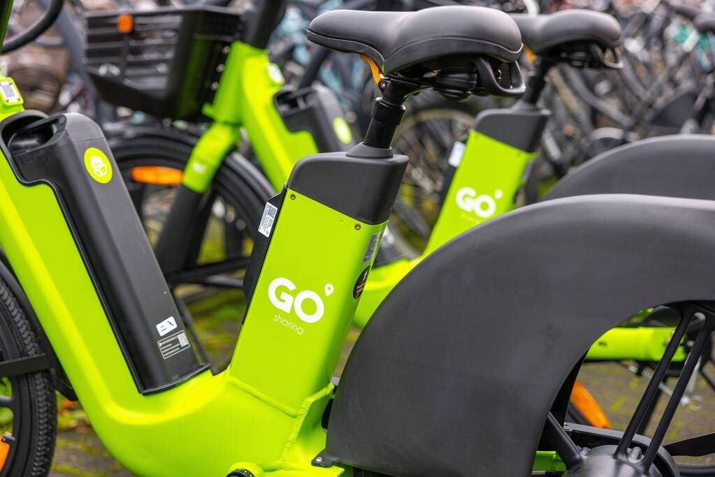 Go Sharing e-bikes klaar voor gebruik