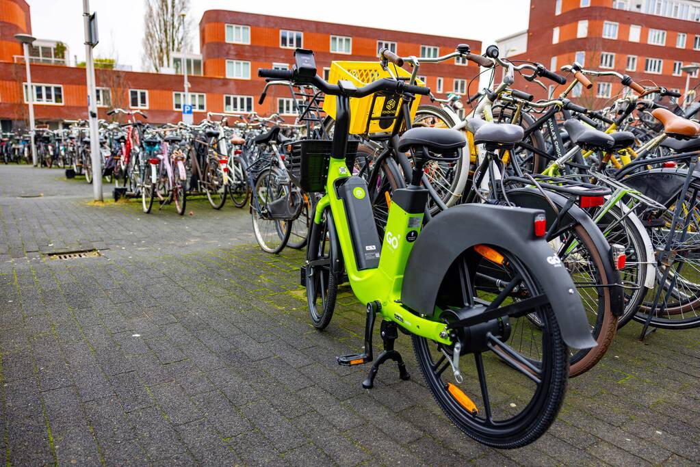 Go Sharing e-bikes klaar voor gebruik
