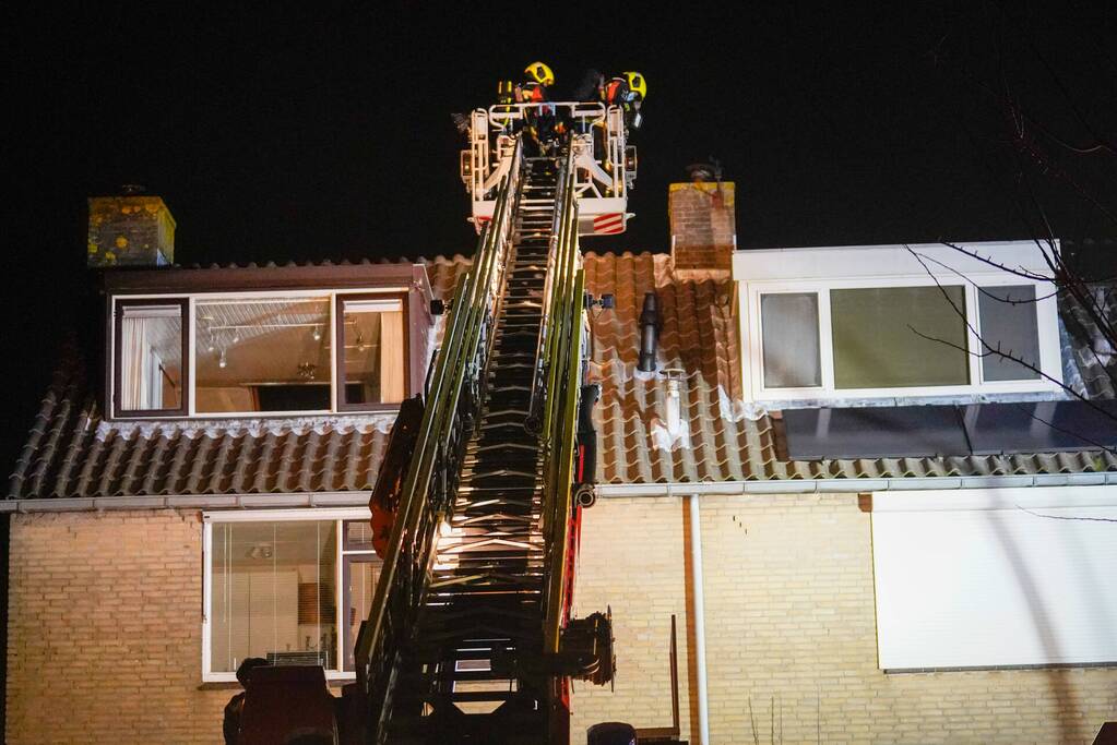 Schoorsteen geveegd na brand