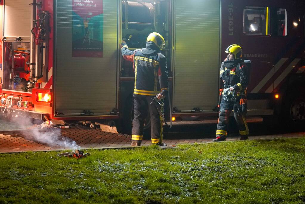Schoorsteen geveegd na brand