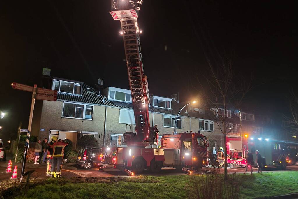 Schoorsteen geveegd na brand