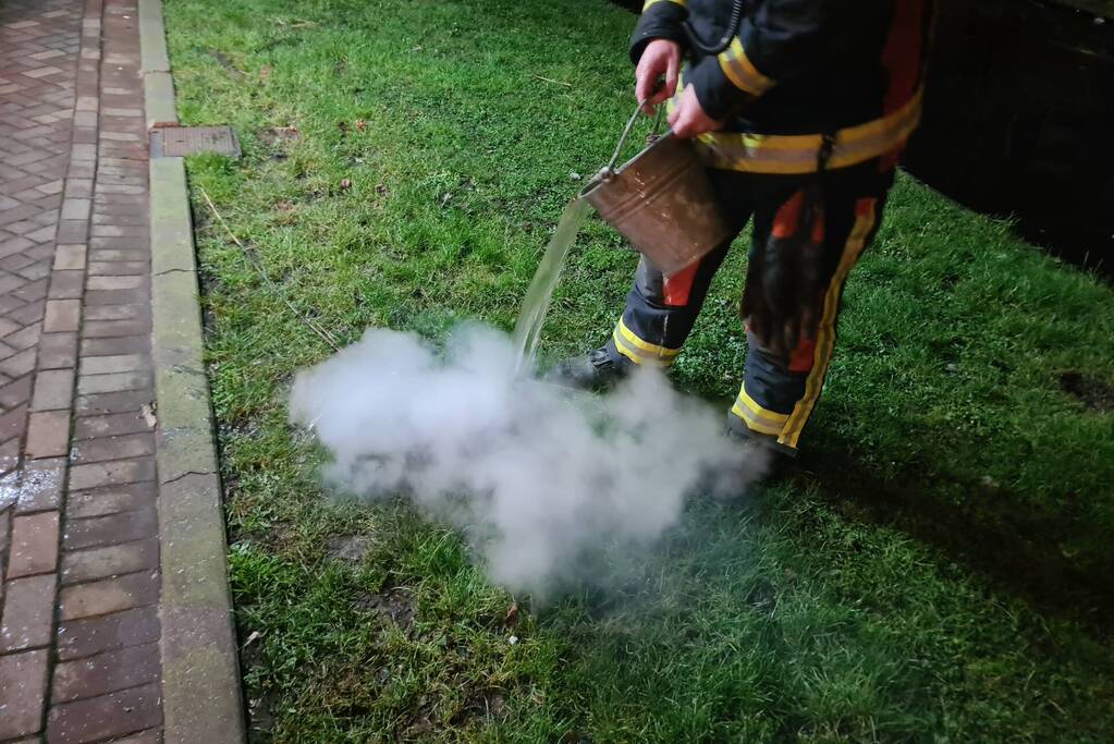 Schoorsteen geveegd na brand