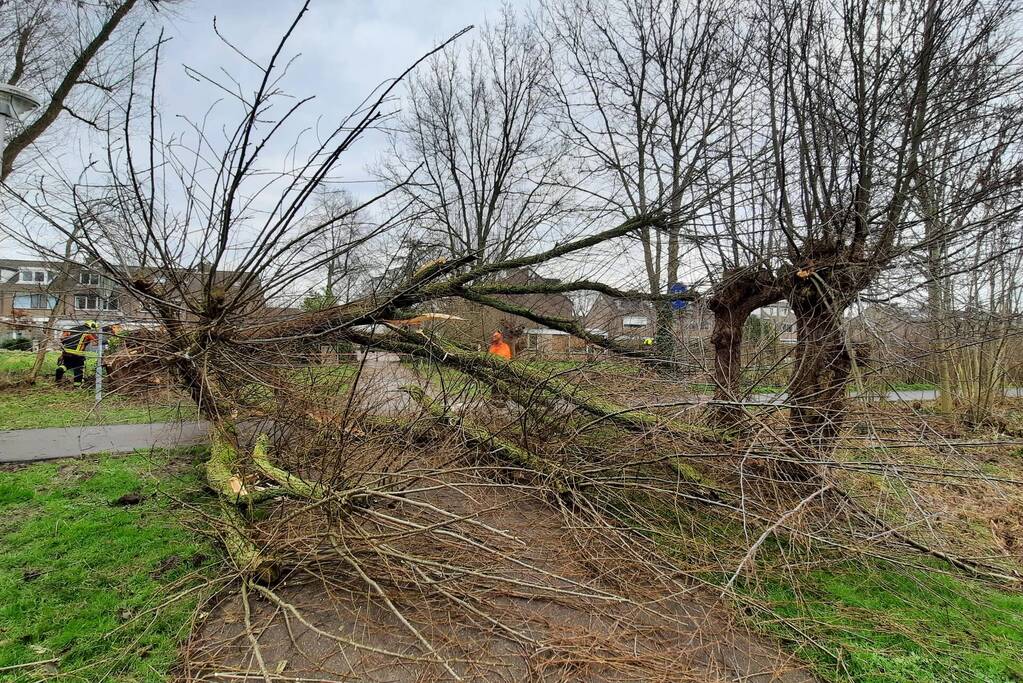 Enorme boom valt om