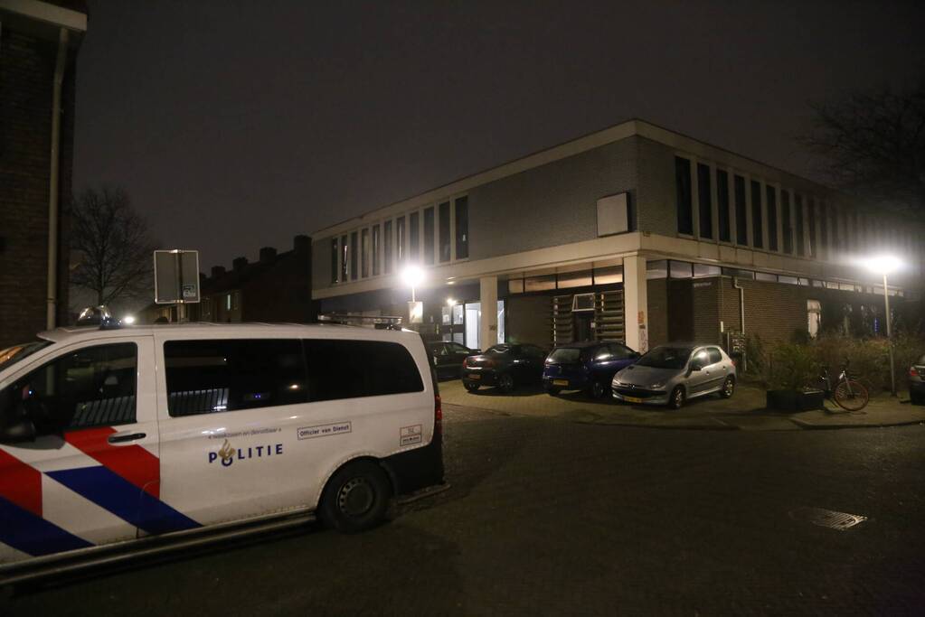 Man raakt gewond aan gezicht door steekpartij