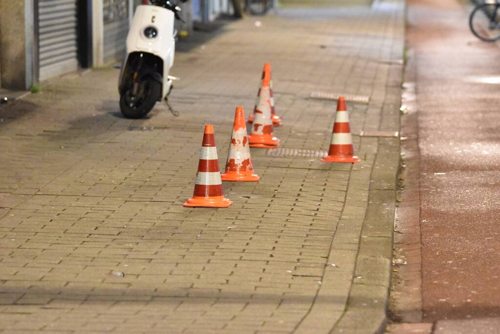 Kogelhulzen aangetroffen nadat pand beschoten is