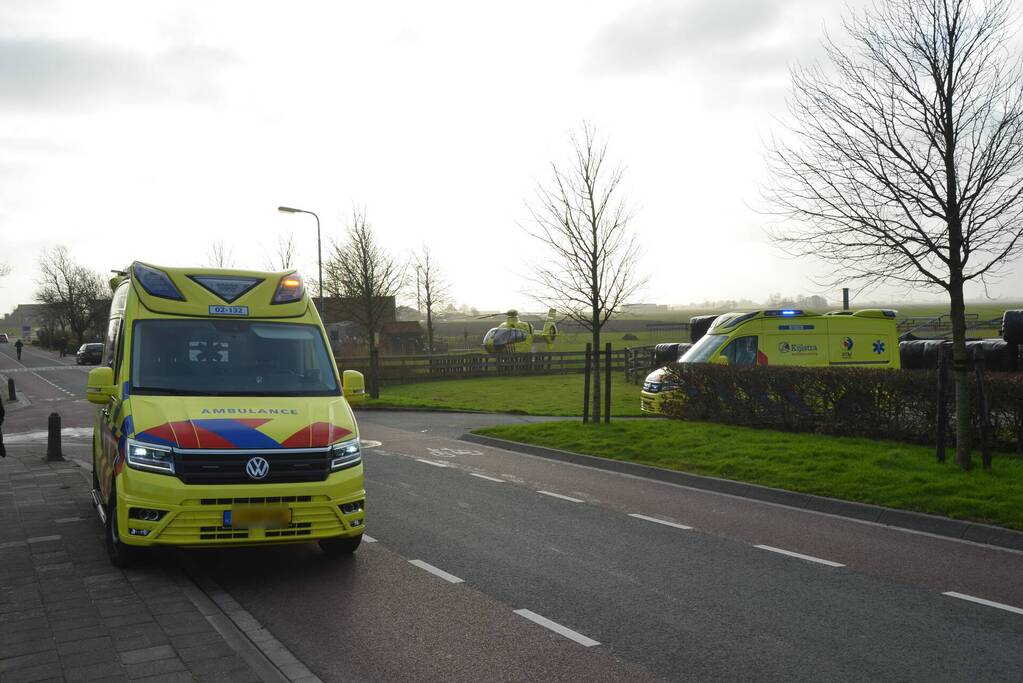 Persoon zwaargewond bij verkeersongeval