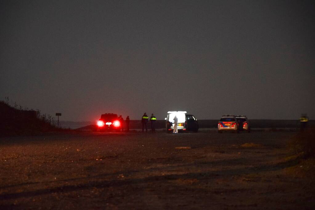 Politie doet groot onderzoek op terrein