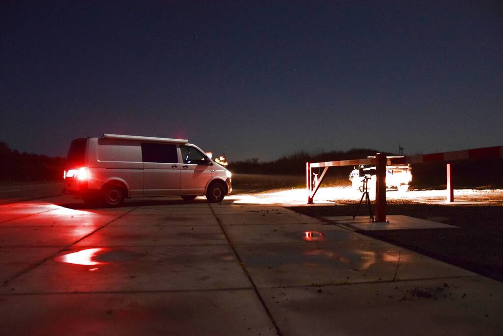 Politie doet groot onderzoek op terrein