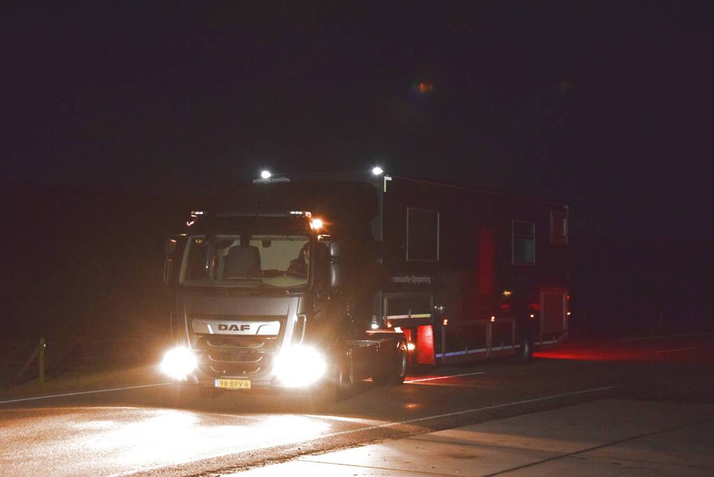 Politie doet groot onderzoek op terrein