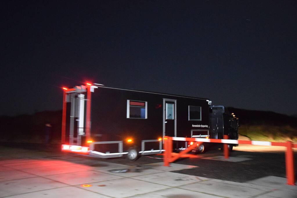 Politie doet groot onderzoek op terrein