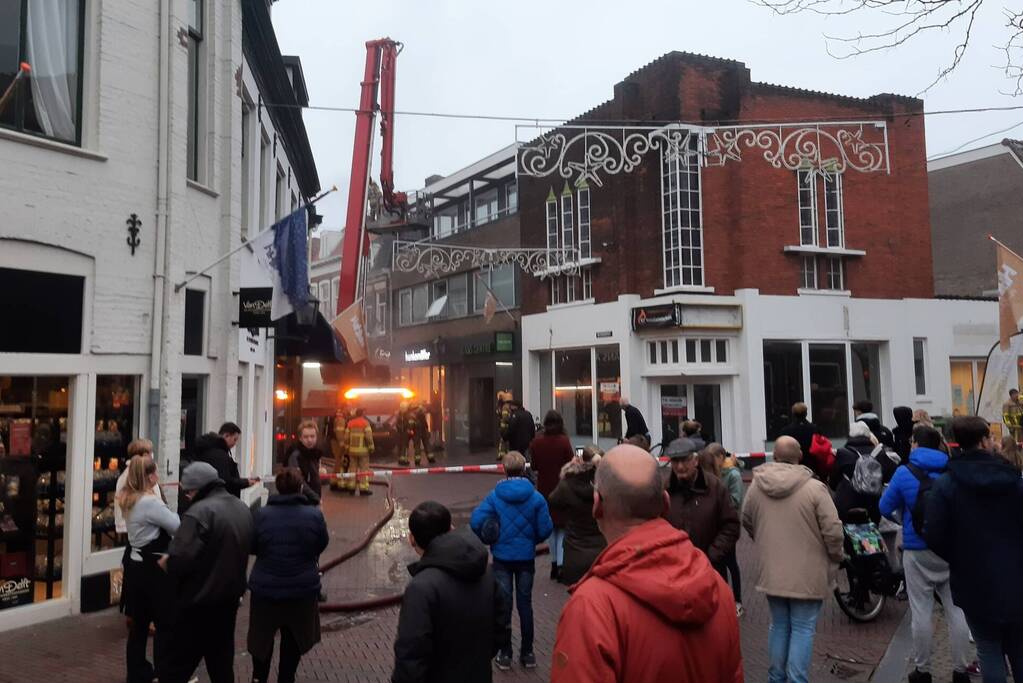 Hulpdiensten ingezet voor brand in centrum