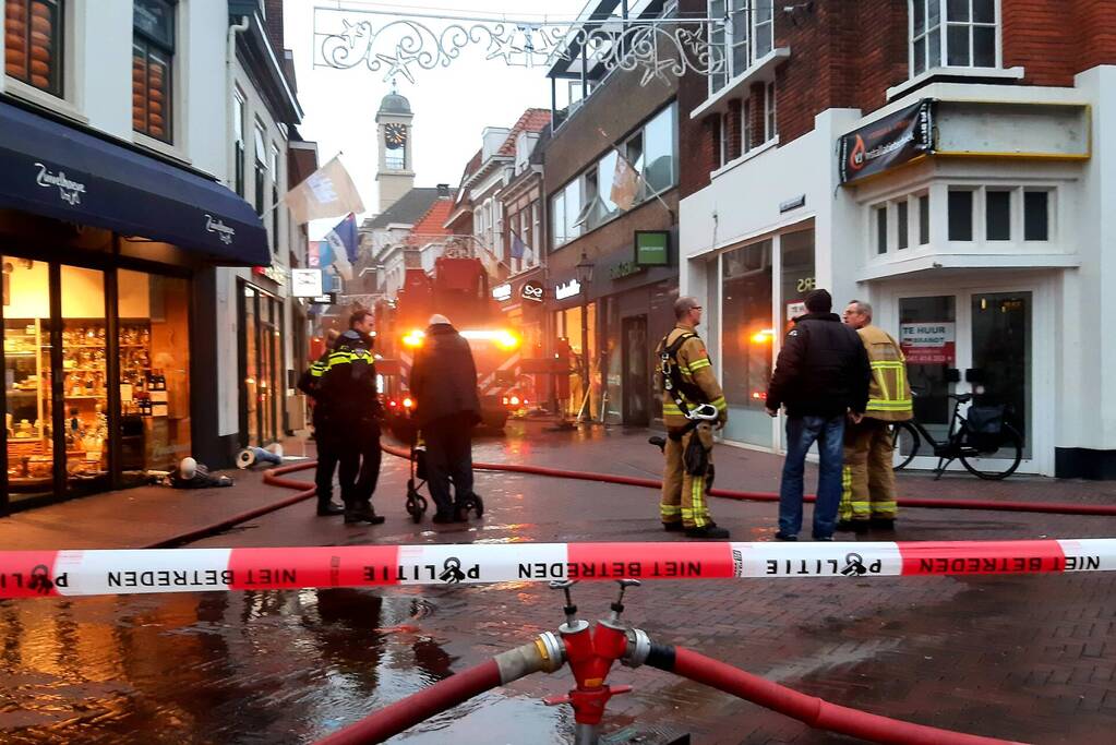 Hulpdiensten ingezet voor brand in centrum