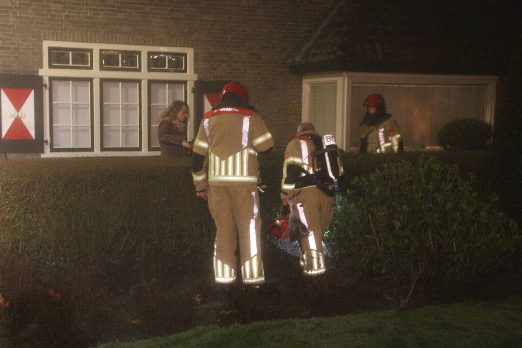 Brandweer doet onderzoek naar vreemde lucht
