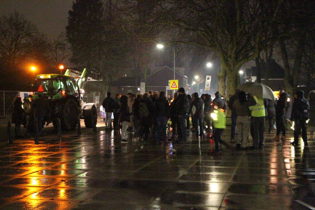 Grote opkomst bij lichtjestocht